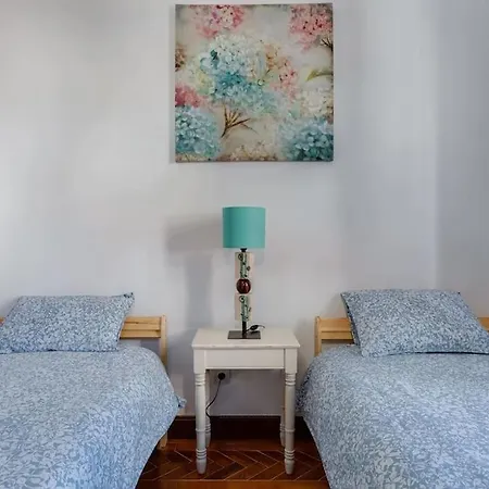 Сasa de vacaciones Casa Lotus - Requinte E Bom Gosto 6 Pessoas No Coracao De *